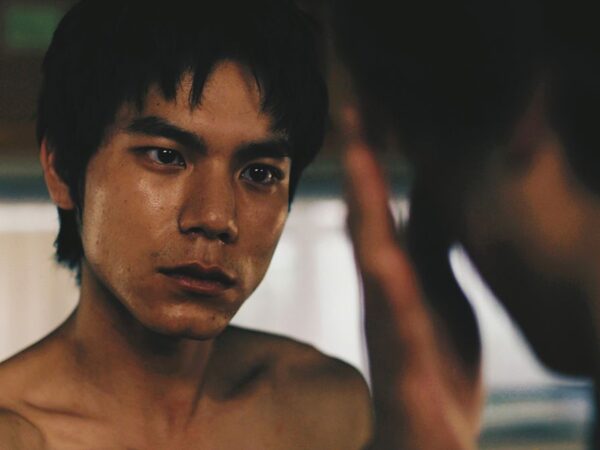 映画『不気味なものの肌に触れる』の場面写真