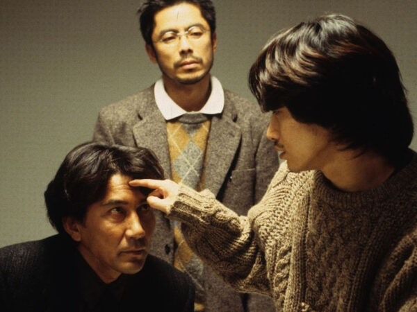 『CURE キュア』—「治す」という名の、最も静かな恐怖だった